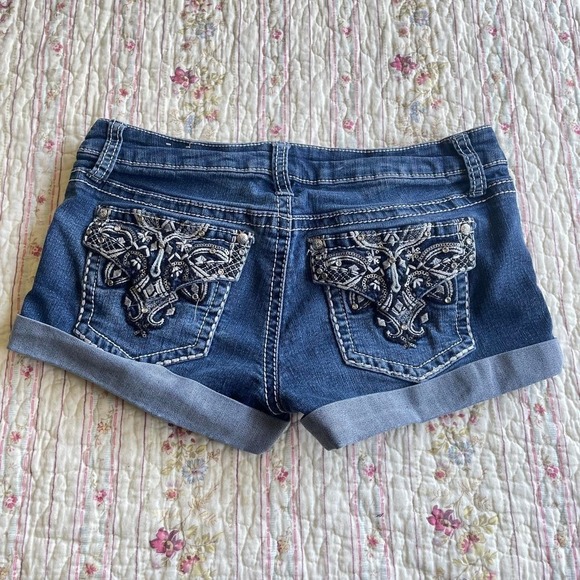 Rue 21 Pants - Y2K rue 21 embroidered micro mini shorts